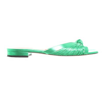 Gucci Sandalen aus Leder in Grün