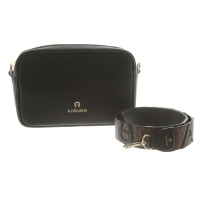 Aigner Shoulder bag Leather in Black