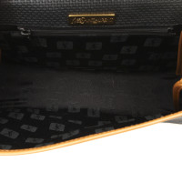 Yves Saint Laurent Shoulder bag in Black
