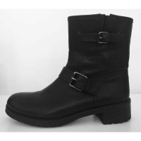 Tory Burch Boots Leather in Black