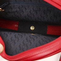 Yves Saint Laurent Borsa a tracolla in Pelle in Rosso