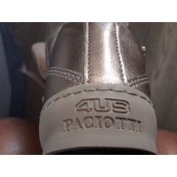 Cesare Paciotti Sneakers in Gold