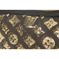 Louis Vuitton Pochette Accessoires aus Canvas