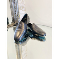 Chanel Slippers/Ballerina's Leer in Zwart