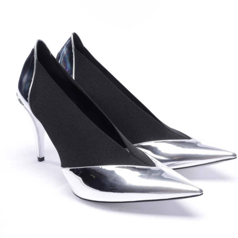 Givenchy Pumps/Peeptoes Leather in Silvery