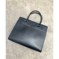 Kate Spade Handtasche aus Leder in Schwarz