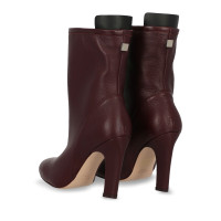 Stuart Weitzman Stiefeletten aus Leder in Bordeaux