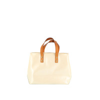 Louis Vuitton Reade Patent leather in Beige