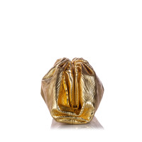 Bottega Veneta The Pouch aus Leder in Gold
