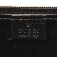 Gucci Clutch aus Lackleder in Schwarz