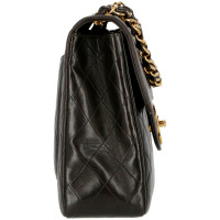 Chanel Classic Flap Bag Jumbo Leather in Brown