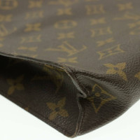 Louis Vuitton Pochette aus Canvas in Braun