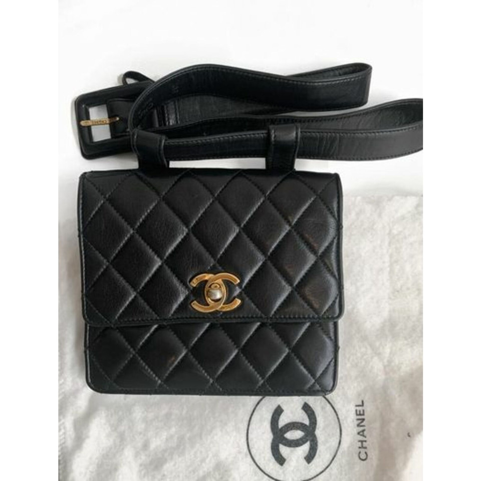 Chanel Belt Bag gemaakt van leer in zwart