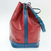 Louis Vuitton Sac Noé Patent leather in Red