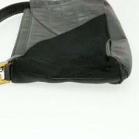 Fendi Shoulder bag Leather in Black