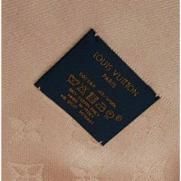 Louis Vuitton Monogram Tuch aus Seide in Nude