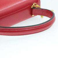 Gianni Versace Handtasche aus Leder in Rot