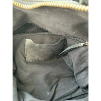 Topshop Handtasche aus Leder in Schwarz