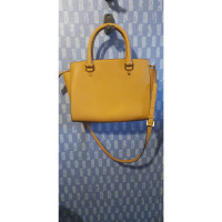 Michael Kors Handbag Leather in Ochre