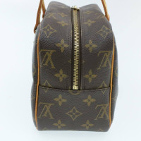 Louis Vuitton Umhängetasche aus Canvas in Braun