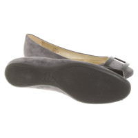 Roger Vivier Slippers/Ballerinas Suede in Grey