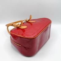 Louis Vuitton Summit Drive Patent leather in Red