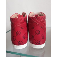 Gucci Sneakers aus Leder in Rot