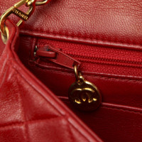 Chanel Flap Bag aus Leder in Rot