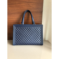 Chanel Handtasche aus Leder in Blau