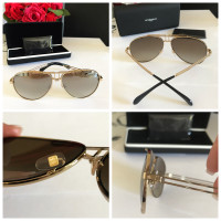 Givenchy Sonnenbrille in Gold