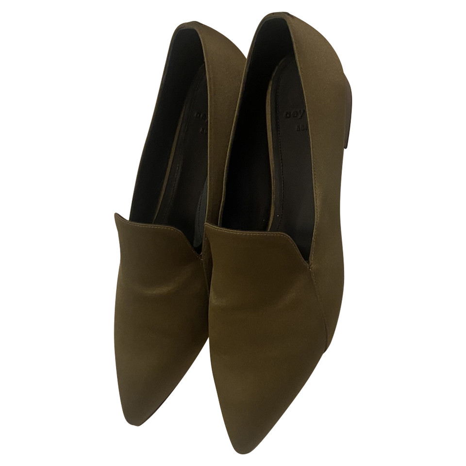 Aeyde Slippers/Ballerinas in Khaki