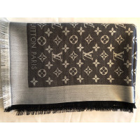 Louis Vuitton Monogram Tuch Zijde in Zwart