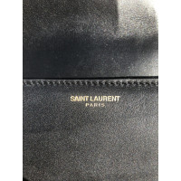 Saint Laurent Babylone M Leather in Black