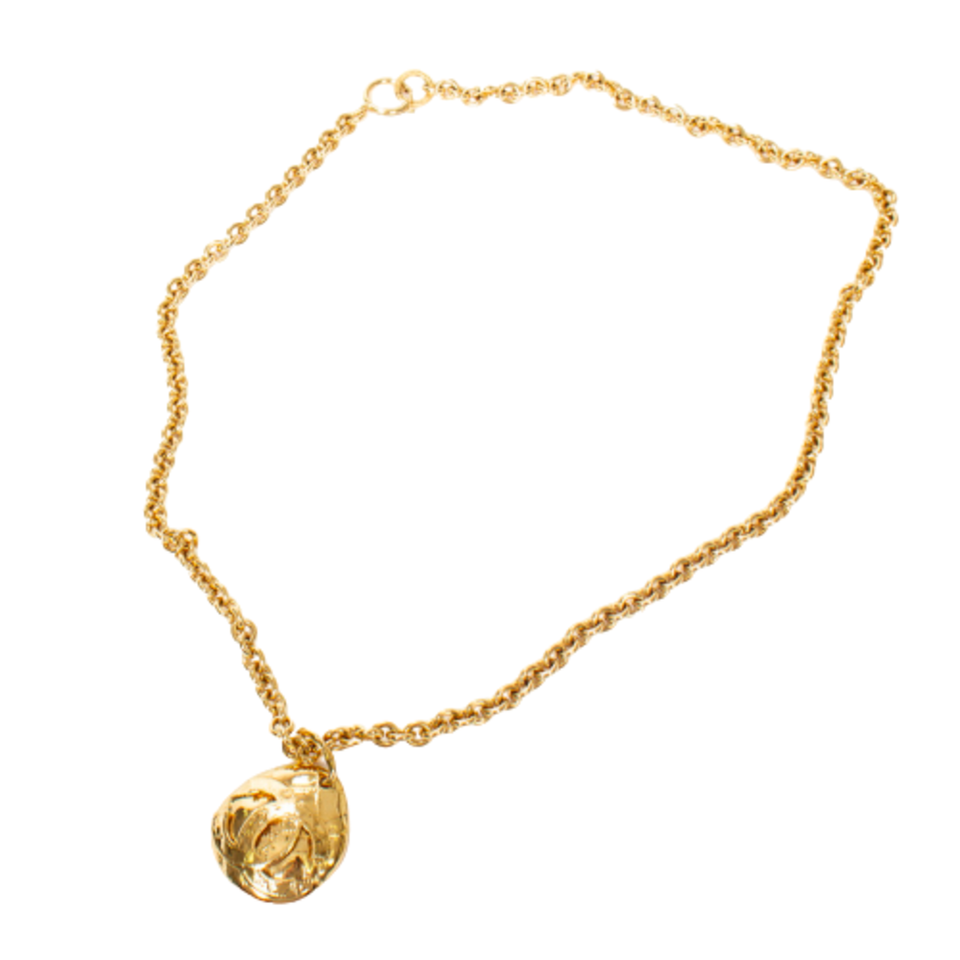 Chanel Necklace in Gold