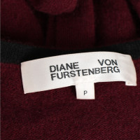 Diane Von Furstenberg Kleid aus Kaschmir in Bordeaux