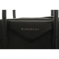 Givenchy Antigona Small Leer in Zwart