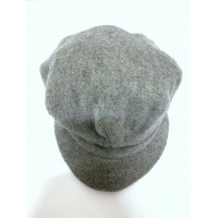 Burberry Hat/Cap Wool in Grey