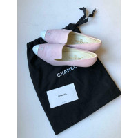 Chanel Chaussons/Ballerines en Toile en Rose/pink