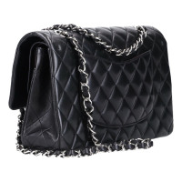 Chanel Timeless Classic in Pelle in Nero