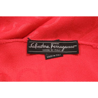 Salvatore Ferragamo Sjaal in Rood