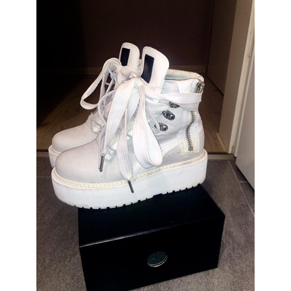 Fenty Sneaker in Bianco