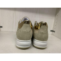 Byblos Trainers Suede in Beige