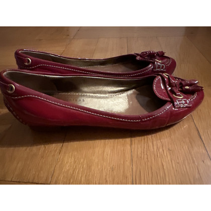 Carshoe Slippers/Ballerinas Patent leather in Red
