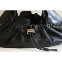 Burberry Shoulder bag Leather in Black