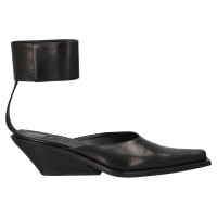 Ann Demeulemeester Sandalen aus Leder in Schwarz