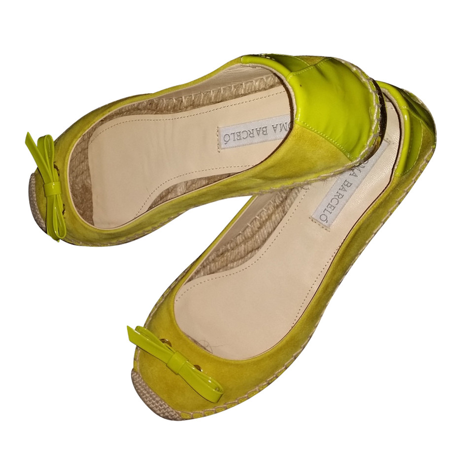 Paloma Barcelo Slippers/Ballerinas Suede in Green