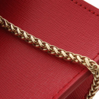 Furla Umhängetasche aus Leder in Rot