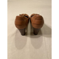 Chloé Pumps/Peeptoes Leather in Brown