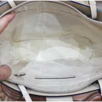 Ferre Handbag Leather