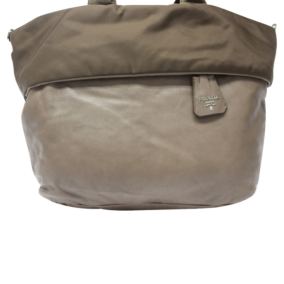 Prada Shopper Canvas in Brown